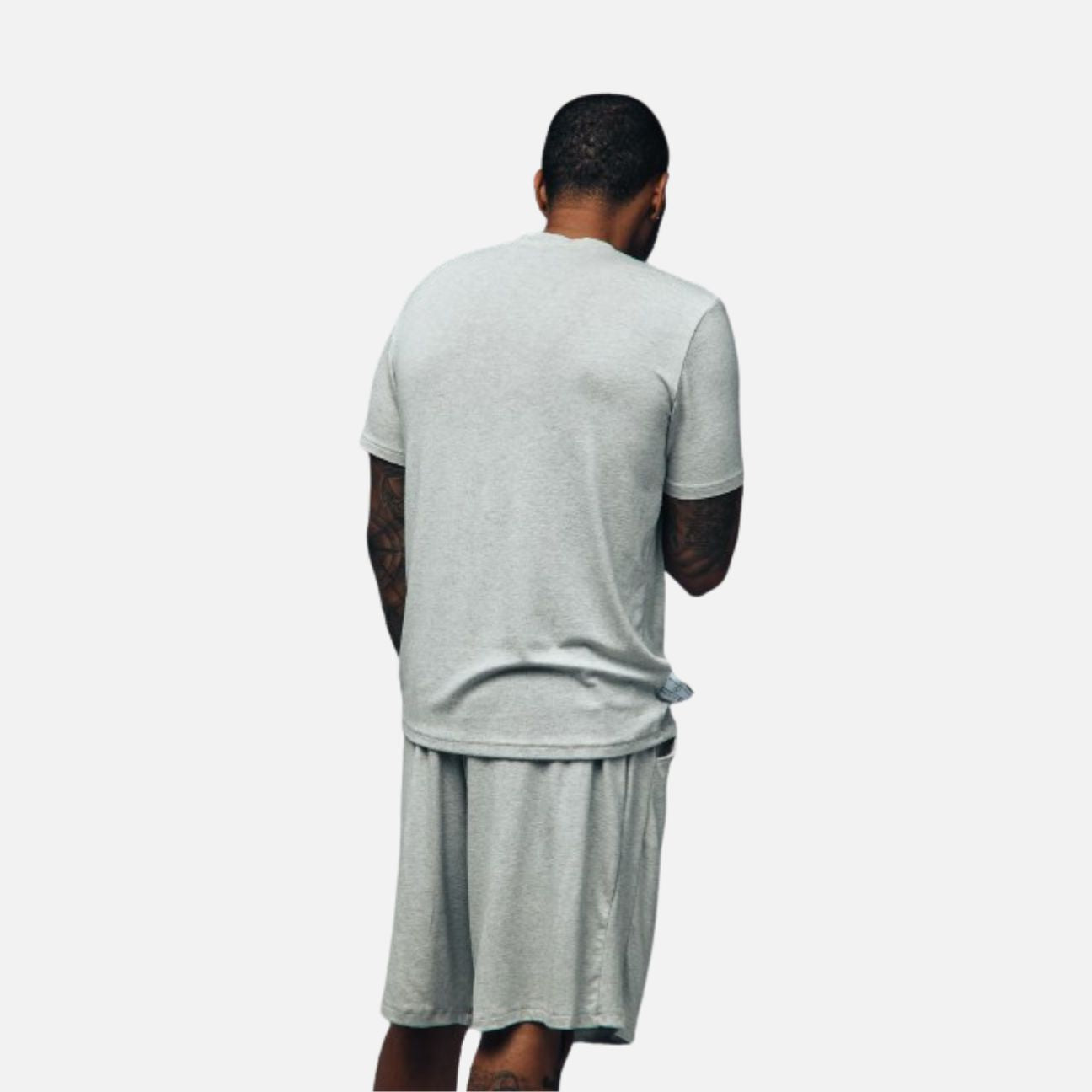 HUG ME TEE Ash Grey